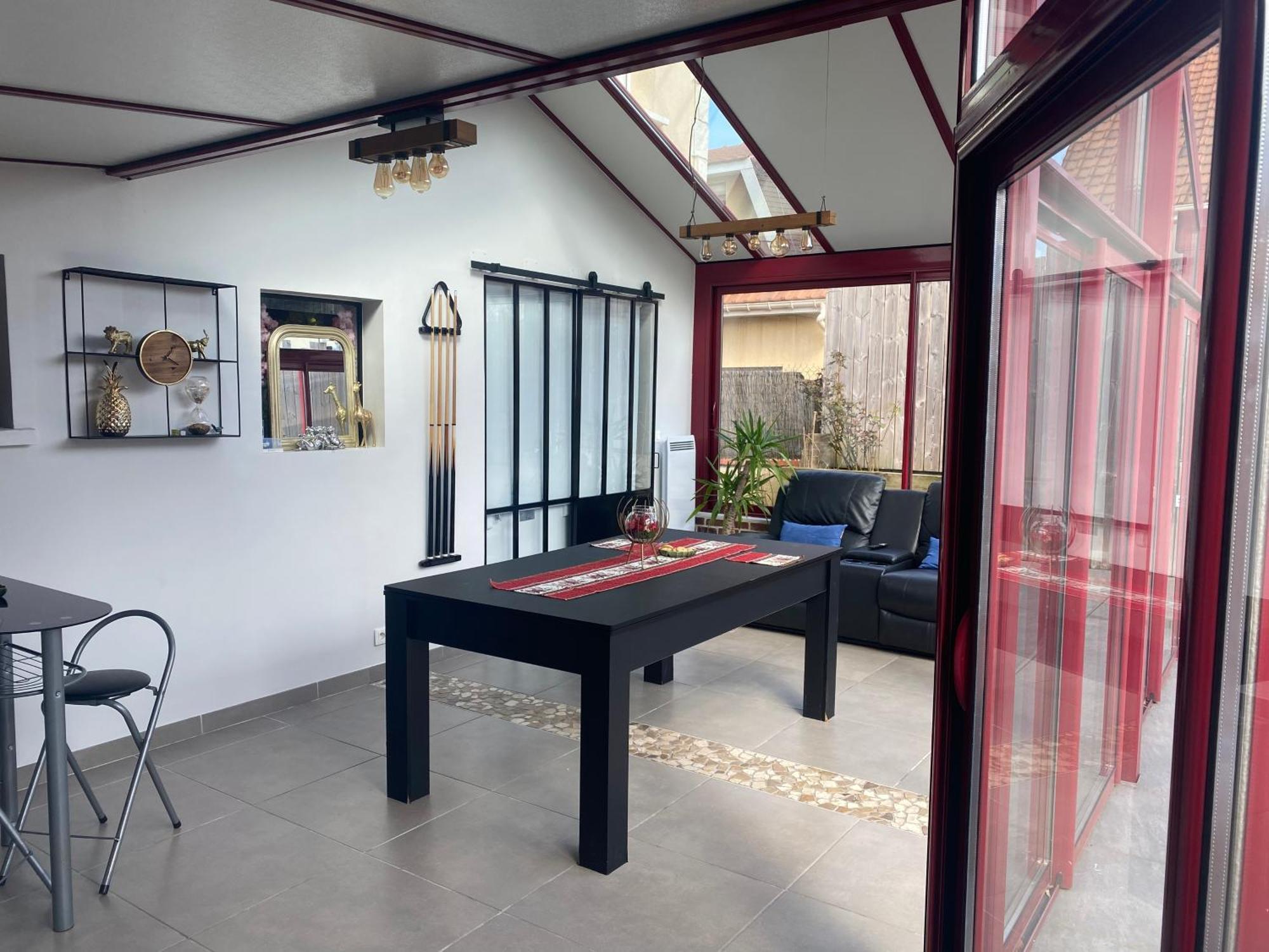 Dependance Avec Billard A Proximite Zenith Rouen Hotel เลอ กรอง-กิวิญ ภายนอก รูปภาพ